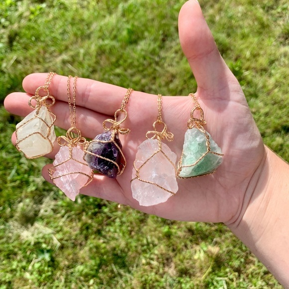 Quartz Crystal Wire Wrapped Necklace - Picture 3 of 4